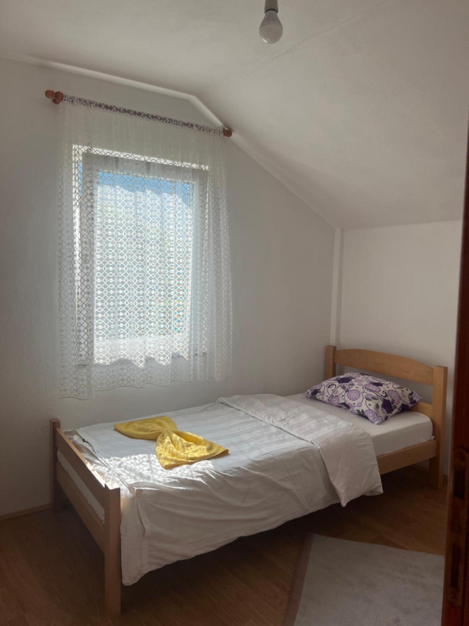 Guest House Kollata Vuthaj Buitenkant foto